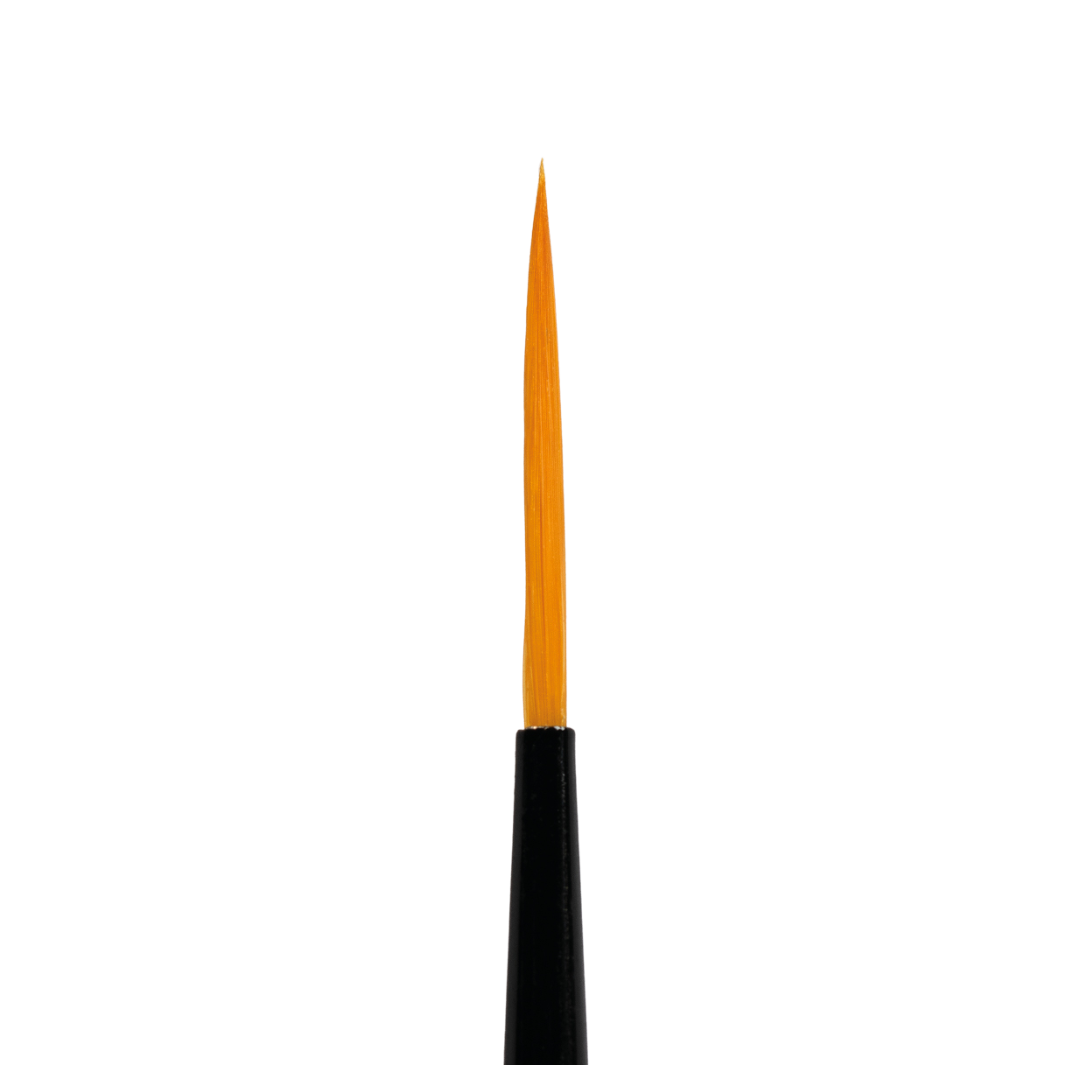 AK Interactive Synthetic Liner Brush 17mm, designed for fine detailing, precise lines, and long strokes in scale modeling and miniature painting projects.