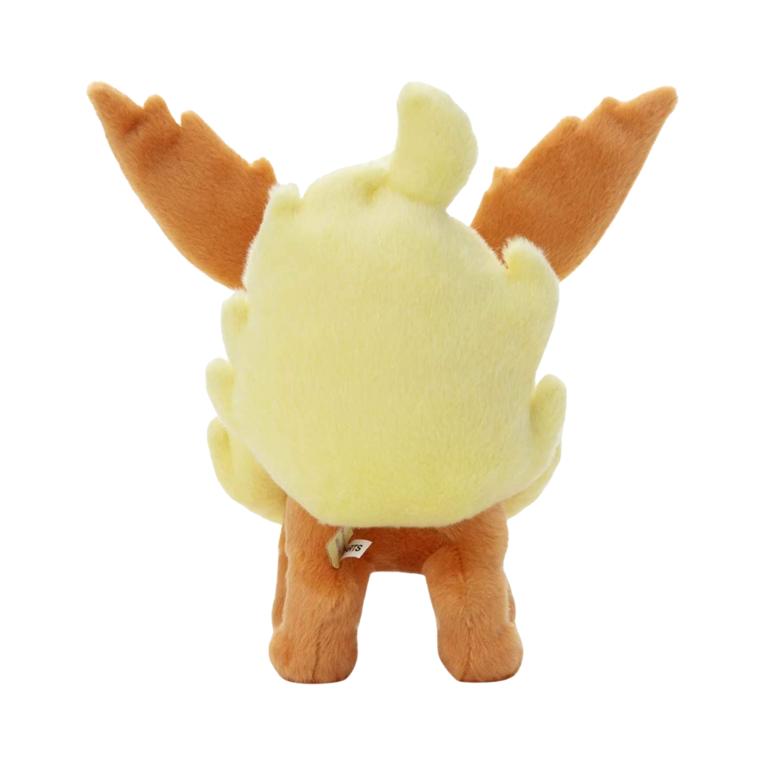 PokemonPlush-TakaraTomy-IChooseYou_-Flareon-Back